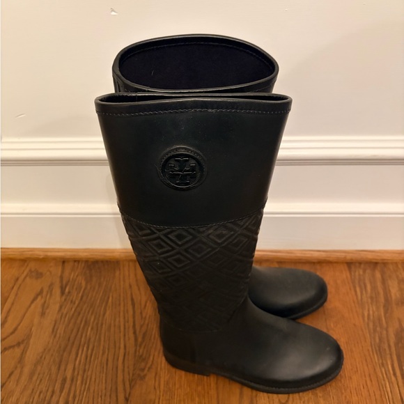 Tory Burch Black Quilted Rain Boots - Picture 5 of 8